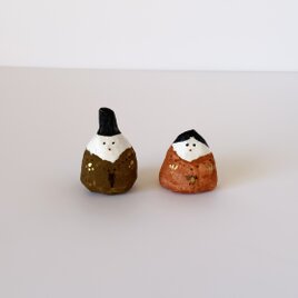 小さな雛人形１　紙塑人形