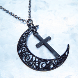 ブラックカラー 透かし三日月とロザリオ（十字架）の大人可愛いネックレス ムーンネックレス