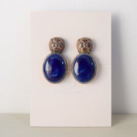 オーバルイヤリング