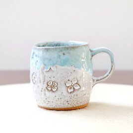 花の印花のマグカップ 手びねり