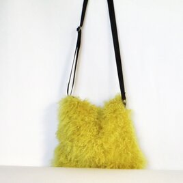 イエローくるくるムートンのショルダーバック