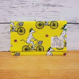 ぴったりが嬉しい！スリム通帳ケース 自転車ダルメシアン