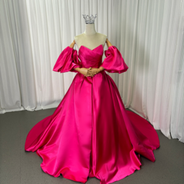 カラードレス ビビッドピンク ベアトップ パフスリーブ 光沢サテン ロング Aライン くるみボタン 発表会