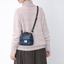 「ウール×革の組み合わせ」軽やかに持てる小ぶりショルダーバッグのコピー