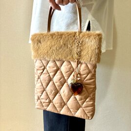 ミニマル ハートガラス チェーンバッグチャーム　キャメル