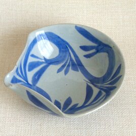 鉢（扇面 唐草紋c）