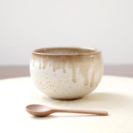 赤陶土とマット釉のお湯のみ 縁飴