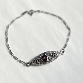 シルバーとガーネットのブレスレット「唐草」【hbr47】