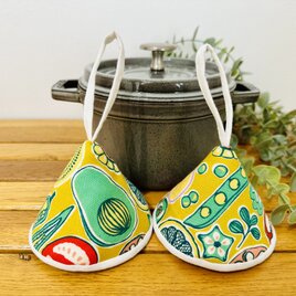 三角鍋つかみstaub　ストウブ　ホーロー　鍋つかみ　ミトン