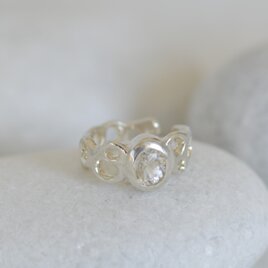 ハイアライトオパールのイヤーカフ・SV<一点もの>