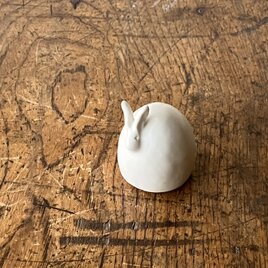 ウサギ　白　置物