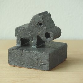 2026年 令和8年 干支　午　マンガン釉　黒馬　十二支