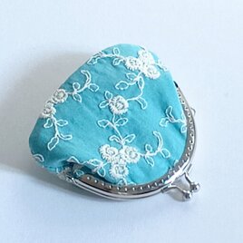 薔薇柄刺繍　がま口コインケース　8.5cm口金　小物入れ　アクセサリーケース　アクアターコイズ　625