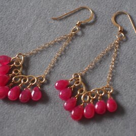 14kgf ルビーたっぷりのシャンデリアピアス k14gf　豪華　贅沢