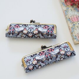 ■リバティプリントのがま口印鑑ケース 【Lサイズ】 / ストロベリーシーフ■ hanko case (lbt-sbt)