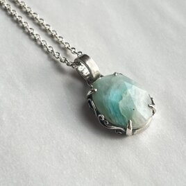 ブルーオパールのペンダント「波」【hn133】