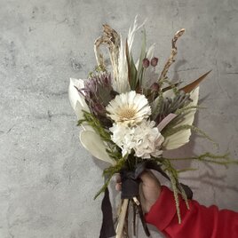 プロテアとインド石化の長もちスワッグ