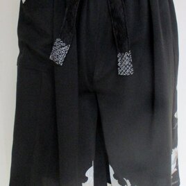 ８６１２　色留袖で作ったキュロットスカート　