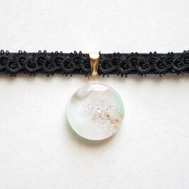 【受注製作】レジンアート　ラウンドモチーフとタティングレースとベルベットリボンのチョーカー〈眠花〉