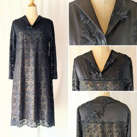 ラペルカラーのレースワンピース