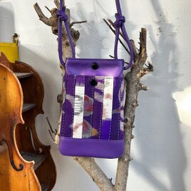 スマホポシェット（パープルの革＋着物生地のパッチワーク）01014-34