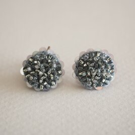round粒々プチフリル（グレー）ピアス/イヤリング【受注】