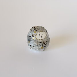 小さなだるま（草の実模様）紙塑人形