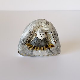 洞穴の仏さま　紙塑の置物