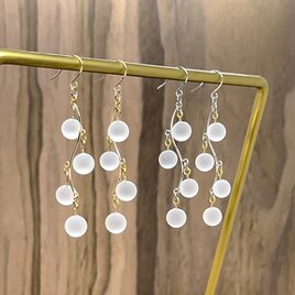 バーナーワークのピアス 「まるたまピアス」 ゆきたま ★金具変更OK ★送料無料