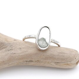 グリーンファントムクォーツのリング 　　約9号 ～風景を閉じ込めて～　　天然石アクセサリー　一点物