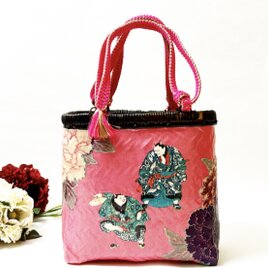 一閑張りバッグ　浮世絵 “猫の歌舞伎踊り”