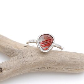 アンデシンのリング　9号　～紅の層影～　天然石アクセサリー　指輪　一点物　macari