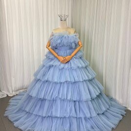 カラードレス ブルー ベアトップ プリーツスカート ハイウエスト 柔らかく重ねたチュールスカート 編み上げ 花嫁