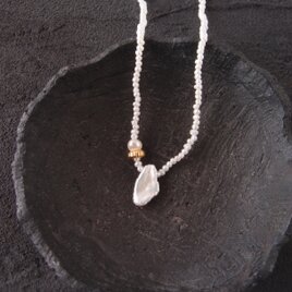 【K14gf】Petal Pearl Asymmetry Necklace／ペタルパール非対称ネックレス