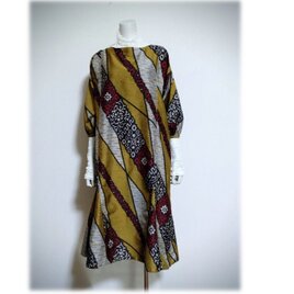 482　1点物　マーメイドワンピーㇲ　Aライン　着物リメイク　銘仙　シルク　お出かけ　体形カバー　サッシュベルト付き