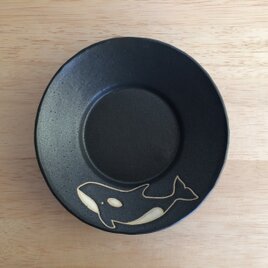 リム皿（シャチ）
