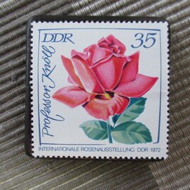 ドイツ　薔薇切手ブローチ10764