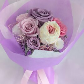 プリザーブドフラワー花束／パープルピンクローズとかすみ草のふんわりエレガンス