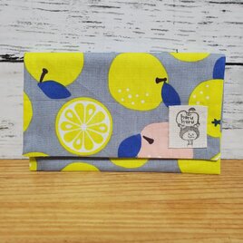 ぴったりが嬉しい！スリム通帳ケース 柑橘