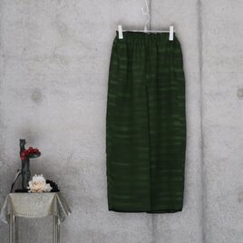 絹のぷっくらパンツ  フリーサイズ 　大きめ　着物リメイク