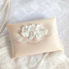 可愛いお花のポケットティッシュケース（サーモンピンク）