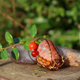 レッドファイアーアゼツライト　大いなる生命力　覚醒のエネルギー