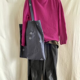 トートバッグ✴︎リバーシブル✴︎クロス柄