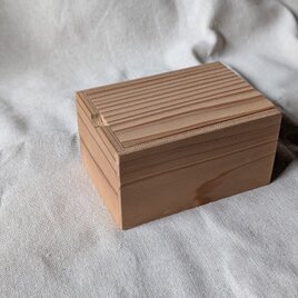 杉の小箱