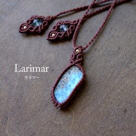 ラリマー スライス原石（ドミニカ共和国産）マクラメ編みペンダントネックレス 誕生日プレゼントギフト 3828