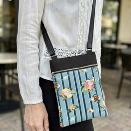【長財布・ボトルが入る】8号帆布×祝い花柄の縦長サコッシュ／ショルダーバッグ
