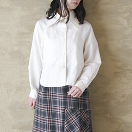 【完全一点物】ラウンドカットブラウス（オフホワイト）