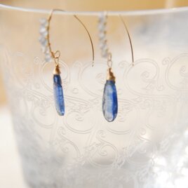 カイヤナイトのマーキスフックピアス　１４kgf