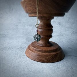 285 いちばん近くの宝石 – エメラルドハート 9ctゴールドネックレス