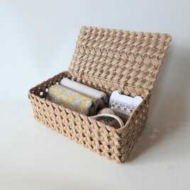 リニューアル　蓋付きかご　道具箱　//　裁縫箱